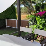 Eleios * Κατελειός